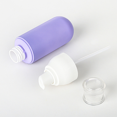Leere kundenspezifische lila Haarpflege-Spray-Plastikkosmetik-Verpackungsflasche und Gläser-Sets