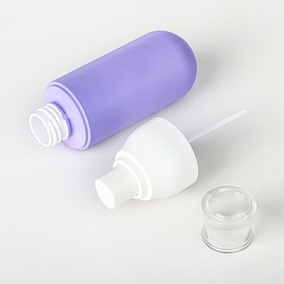 Leere kundenspezifische lila Haarpflege-Spray-Plastikkosmetik-Verpackungsflasche und Gläser-Sets
