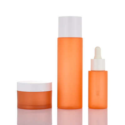 Benutzerdefinierte leere wiederverwendbare Kunststoff-Sprühflasche mit Cremetiegel-Kosmetik-Sets-Flasche
