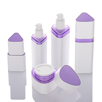 Das heiße stempelnde kosmetische Verpacken stellt dreieckige Violet Serum ein