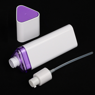 Das heiße stempelnde kosmetische Verpacken stellt dreieckige Violet Serum ein